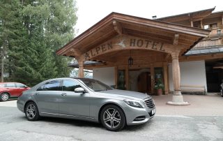 A52 Executive Cars Mercedes S Class picking up clients in Austria