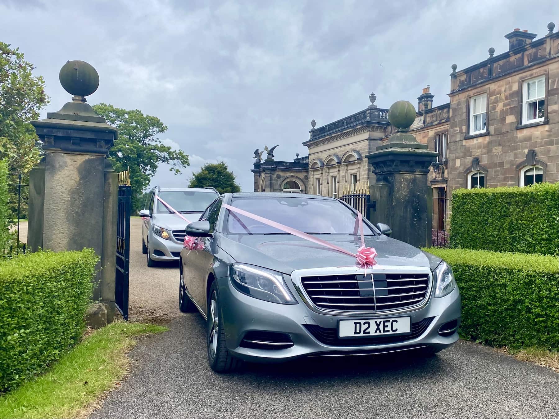 Our Mercedes S Class and V Class MPV at a recent wedding at Locko Park in Spondon Derby