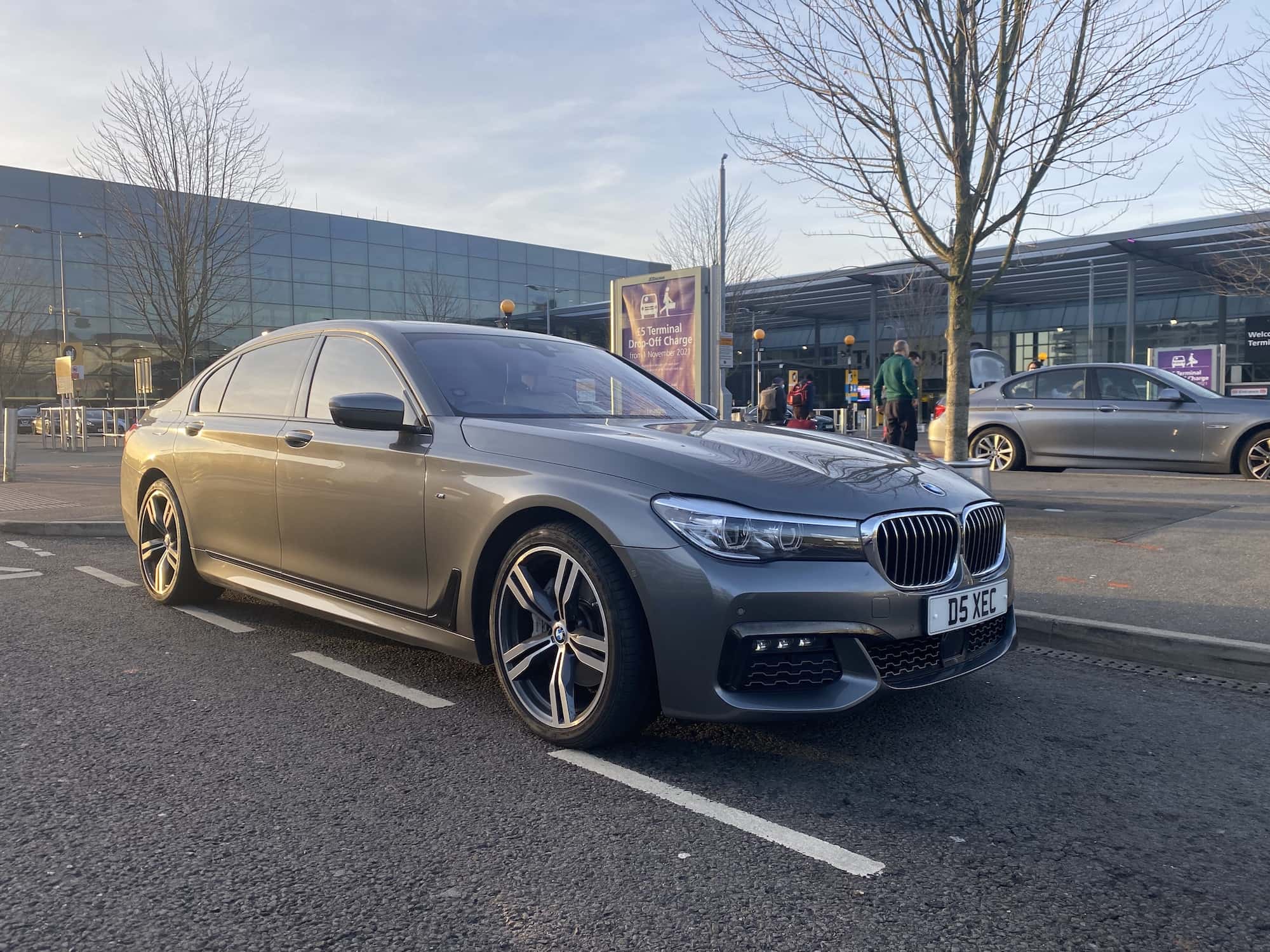 BMW 7 Series dropping clients from Derby tO heahrow Airport Transfer